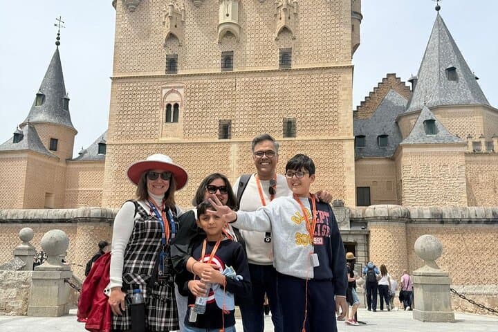 Toledo und Segovia mit bevorzugtem Zugang zum Alcázar von Segovia ab Madrid — Foto 3