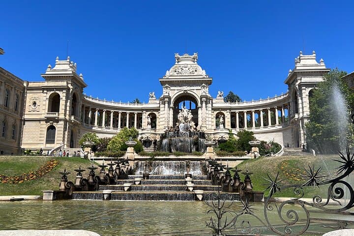Provence : Visite Privée d'Aix-en-Provence, Cassis et Marseille — photo 1