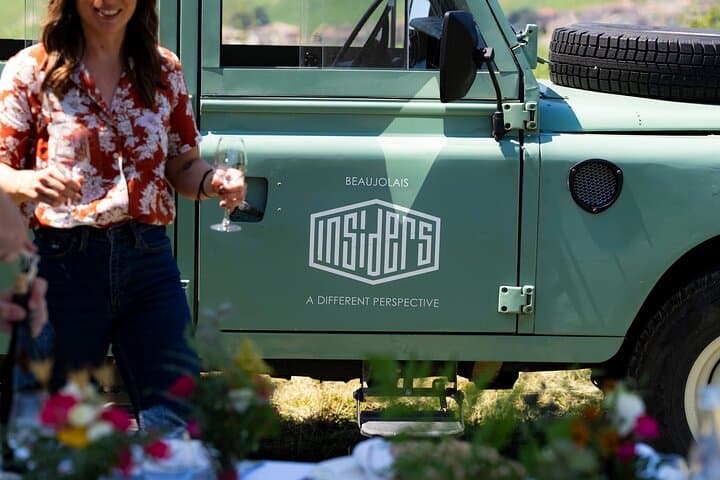 Tour Privado de un Día Completo por los Vinos de Borgoña en un Land Rover Clásico (Lyon) — foto 3