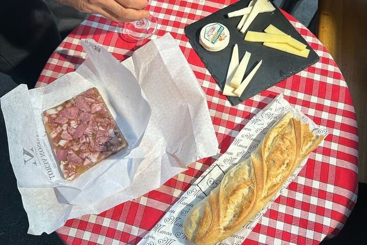 Visite Privée de Dégustation de Saveurs Sucrées et Salées à Bordeaux — photo 5