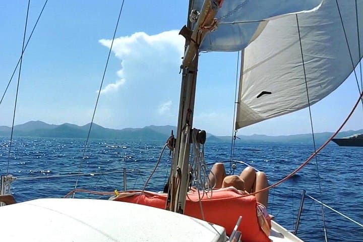 Escursione in barca a vela privata e picnic provenzale a Cannes — foto 5