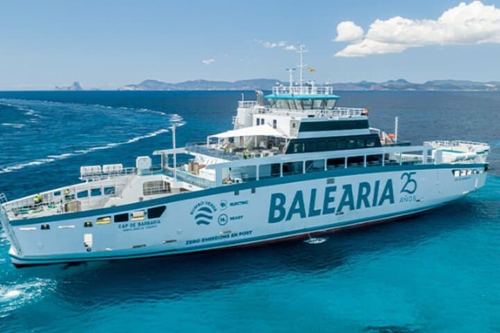 Trasferimenti in traghetto tra Ibiza e Formentera