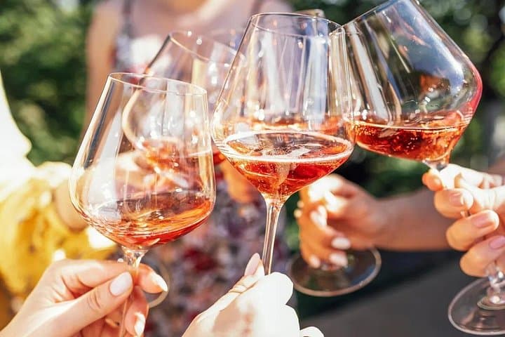 Aperitif mit Alta Langa in Turin — Foto 3