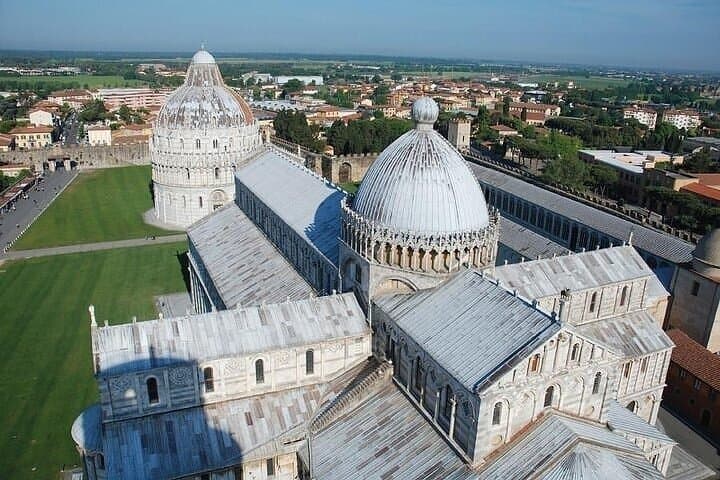 Tour a piedi con biglietto per la Torre Pendente e il Duomo di Pisa — foto 3