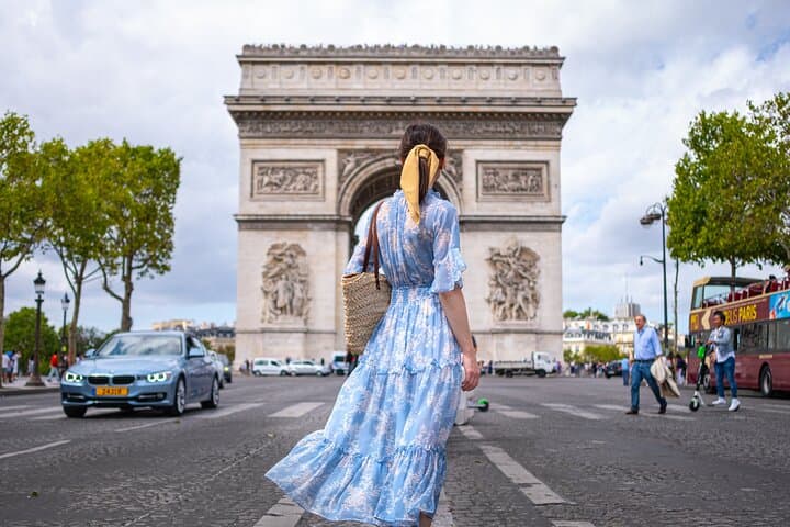 Tour a piedi dell'Arc de Triomphe e dei Champs-Élysées — foto 2