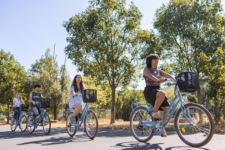 Tour en bicicleta por la ciudad con ComhiC - Lo más destacado - 3h — foto 4