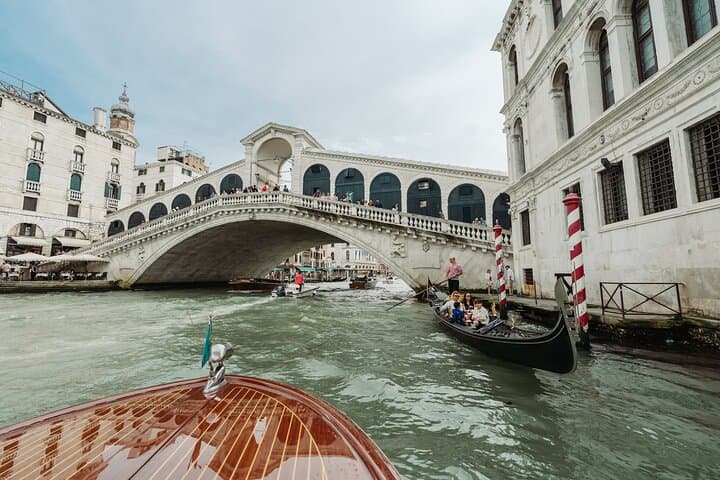 Bootstour durch den Canal Grande in Venedig mit lokalem Guide — Foto 4