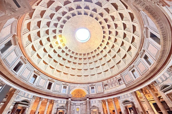 Esperienza di ingresso al Pantheon con audioguida digitale a Roma — foto 3