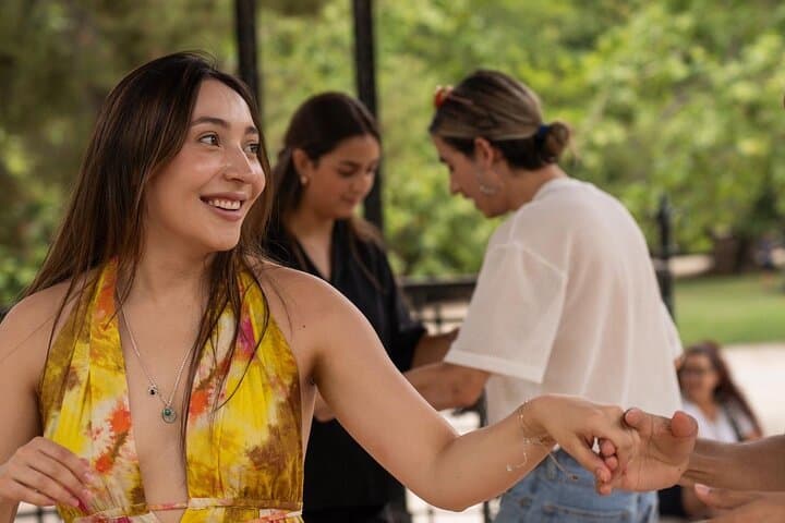 Cours de Salsa et Bachata au Parc El Retiro — photo 2