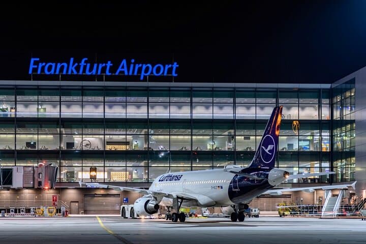 Frankfurt Privattransfer: Flughafen Stadt zu/von Hotel