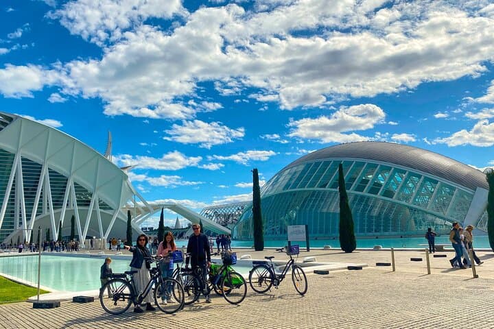 Tour Privato in E-Bike della Città di Valencia — foto 2