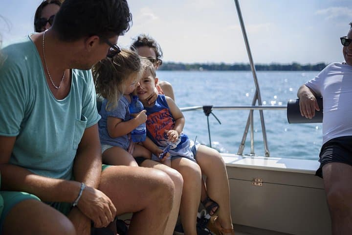 Tour in barca sulla costa est verso Sirmione da Peschiera — foto 4