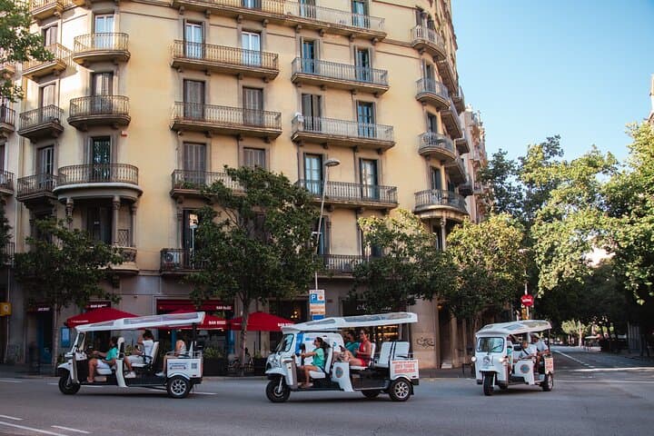 Offizieller Tuk Tuk BCN | Barcelona 3-Stunden-Stadttour — Foto 4
