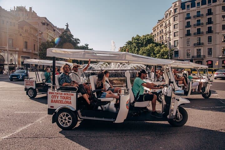Offizieller Tuk Tuk BCN | Barcelona 3-Stunden-Stadttour — Foto 3