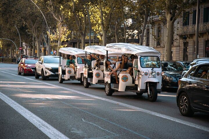 Offizieller Tuk Tuk BCN | Barcelona 3-Stunden-Stadttour — Foto 2