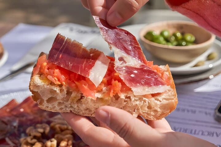 Esperienza di Colazione Tradizionale Spagnola a Siviglia — foto 2