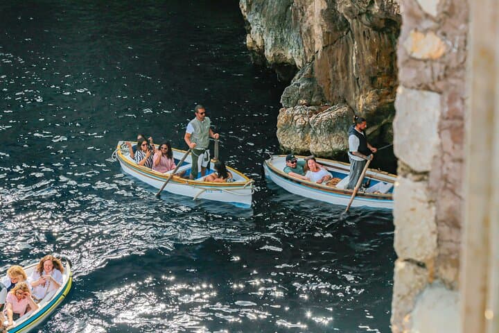 Excursion d'une journée à Capri, Anacapri et la Grotte Bleue depuis Naples — photo 3