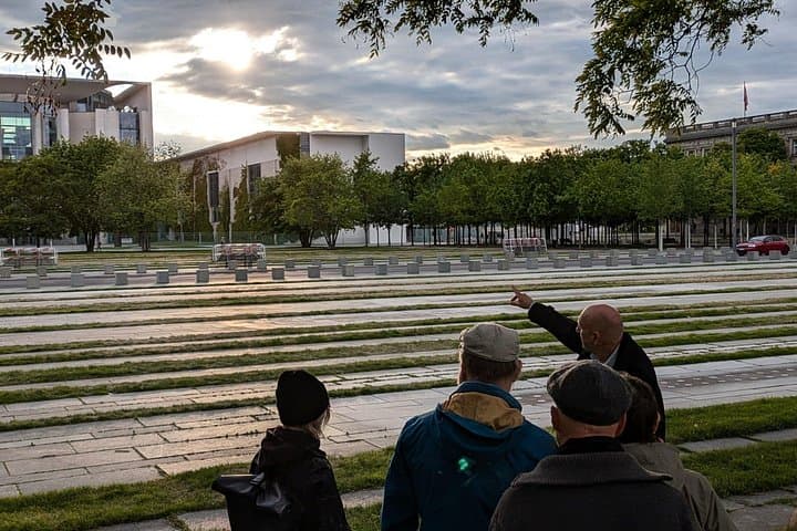 Berlin Regierungsviertel Tour und Besuch der Reichstagskuppel