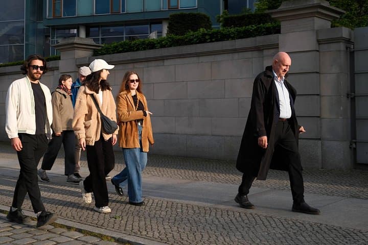 Berlin Regierungsviertel Tour und Besuch der Reichstagskuppel — Foto 4