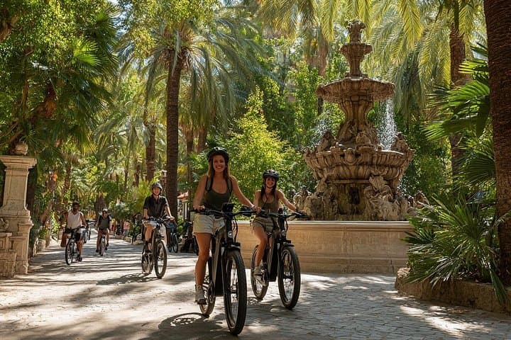 Tour in E-Bike di 2 Ore a Malaga con il Bosco di Gibralfaro — foto 4