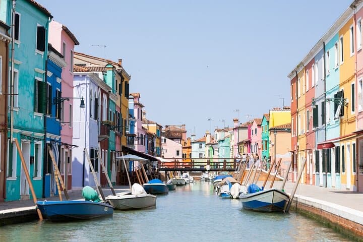 Tour de medio día a las islas Murano y Burano en grupo reducido en barco privado — foto 4