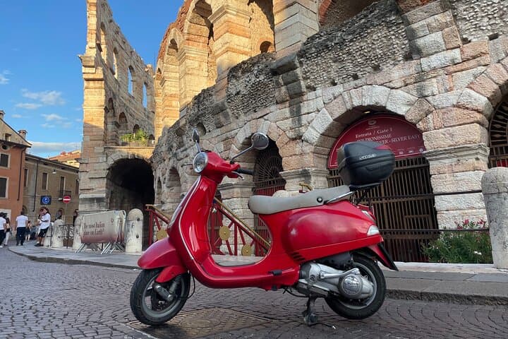 Tour en Vespa por Verona con Aperitivo — foto 5