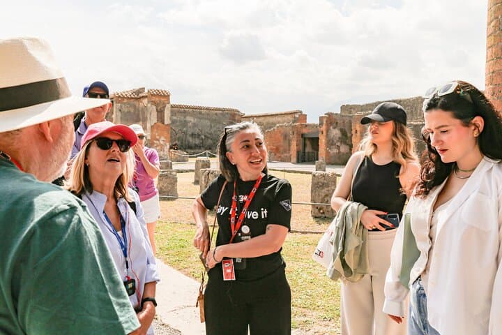 Schnellzugang Pompeji & Vesuv Ganztagestour ab Neapel — Foto 2