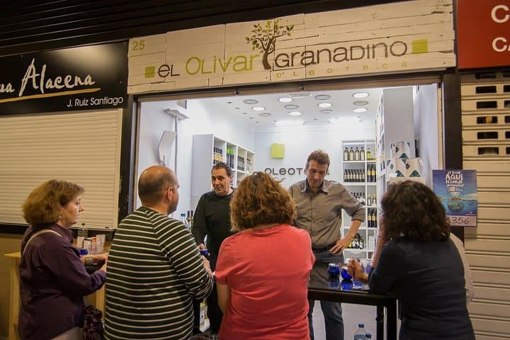 Degustazione Privata di Olio d'Oliva e Tapas al Mercato di Granada — foto 5