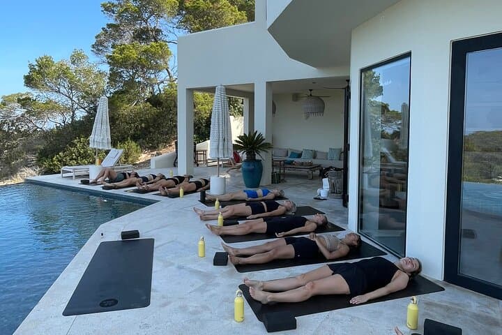 Esperienza Privata di Yoga e Bagno Sonoro a Ibiza — foto 2