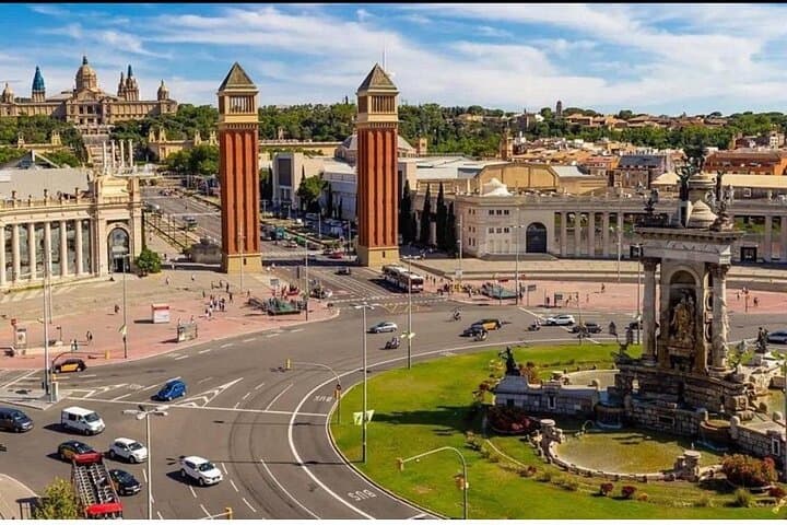 Privater Transfer vom Kreuzfahrthafen Barcelona zu Hotels in der Stadt — Foto 5