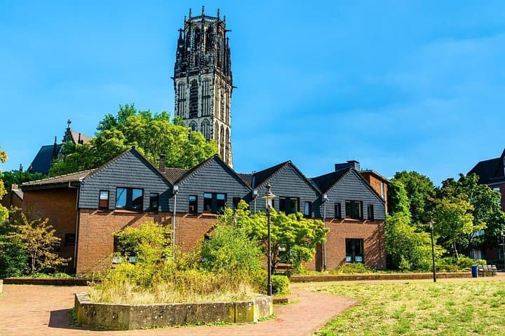 Duisburg Stadtführung mit einem lokalen Guide — Foto 5