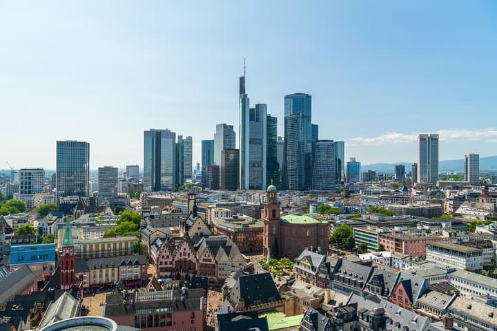 Frankfurt Flughafen Abholung und 1-stündige Stadtrundfahrt — Foto 2