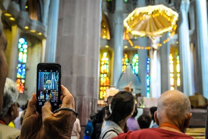 Sagrada Familia Fast Track Geführte Tour — Foto 3