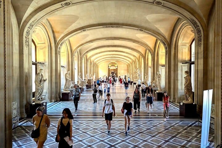 Visite guidée du Musée du Louvre en soirée — photo 5