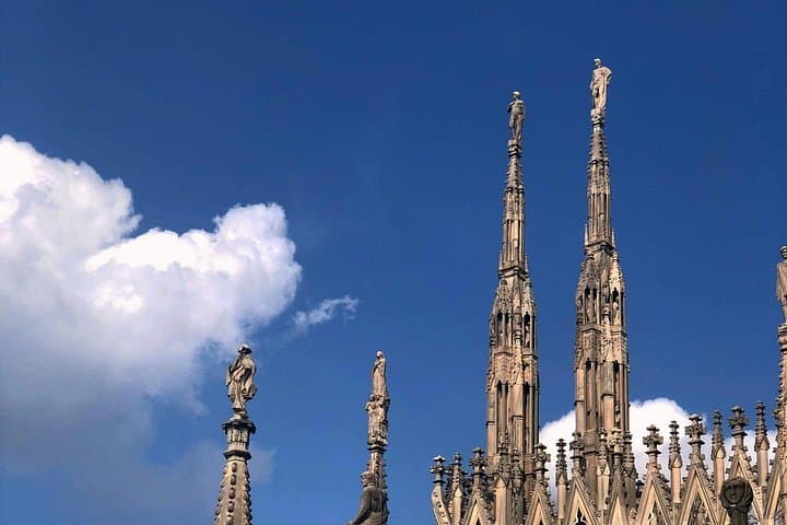 Experiencia Semi-Privada en el Duomo: Tour Guiado y Acceso al Tejado en Ascensor — foto 3