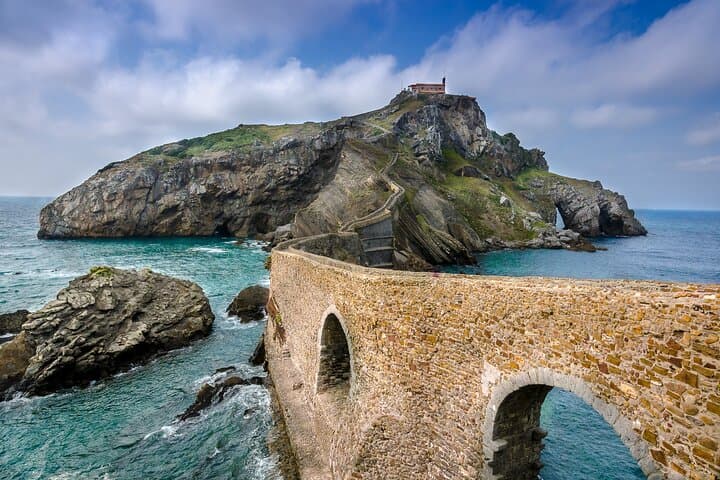 Tour Privato della Costa Basca a Gaztelugatxe, Mundaka e Guernica