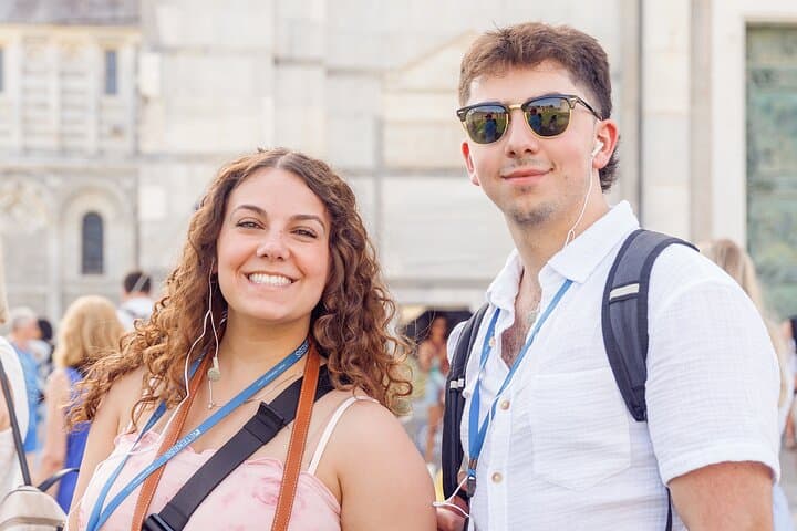 Tour guidato della Piazza dei Miracoli con biglietto per la Torre Pendente (opzione) — foto 3