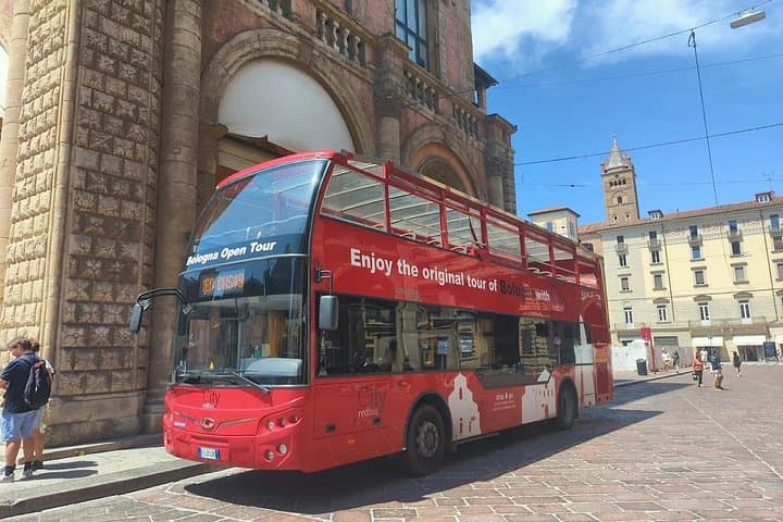 Combo de Autobús Abierto de Bolonia y San Luca Express con vales de comida — foto 2