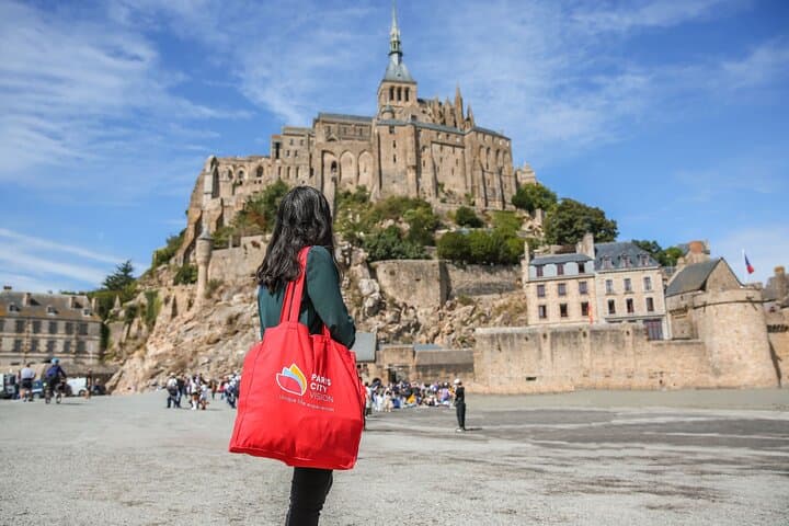 Excursión guiada de un día a Mont Saint Michel con recogida en el hotel — foto 1