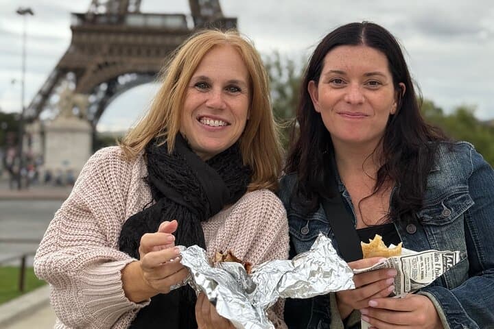 Visite en Side-car Vintage et Dégustation de Crêpes près de la Tour Eiffel