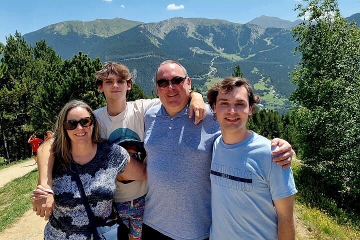 Tour di un giorno in Andorra, Francia e Spagna da Barcellona — foto 2