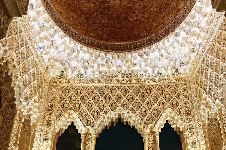 Tour Nocturno Privado de la Alhambra en Granada — foto 3