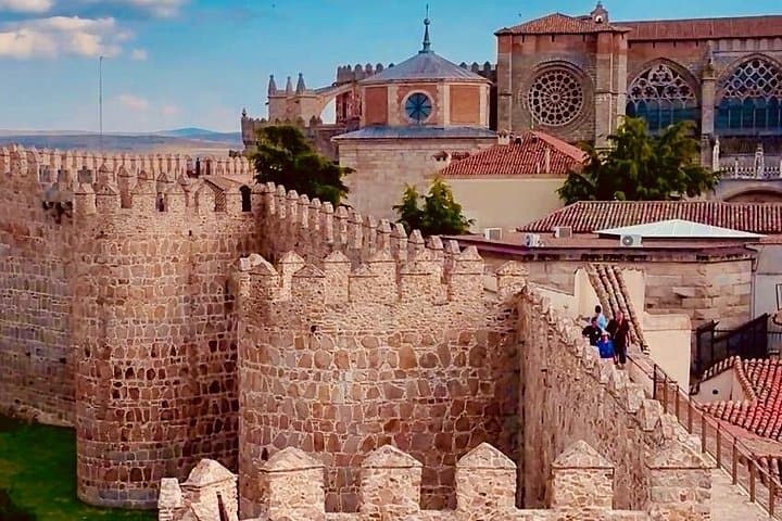 Tour di Gruppo Ridotto a Segovia e Avila da Madrid — foto 5