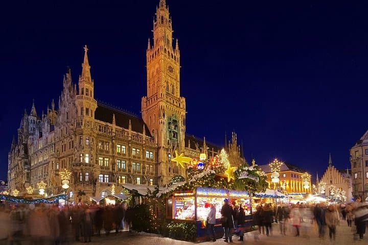 München: Weihnachtsmarkt-Hopping mit Stadtrundfahrt