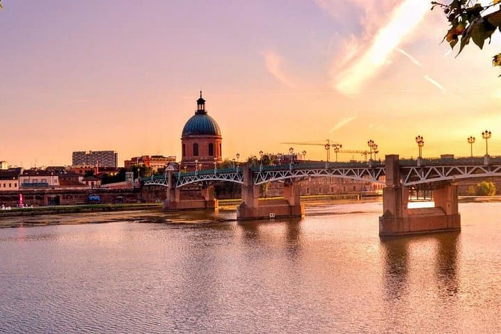 Juego de ruta cultural en el centro histórico de Toulouse — foto 2