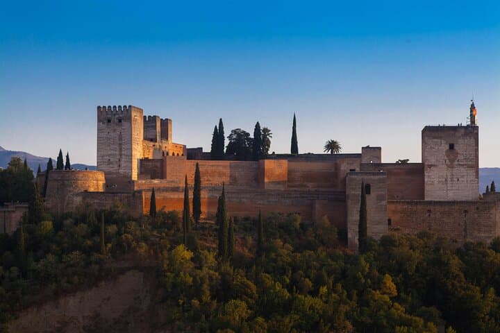 Granada: Entrada y Guía para los Jardines de la Alhambra, Generalife y Alcazaba — foto 2