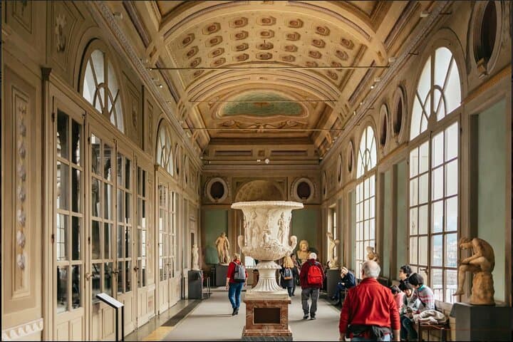 Tour de la Galería Uffizi en Florencia con entrada programada — foto 2