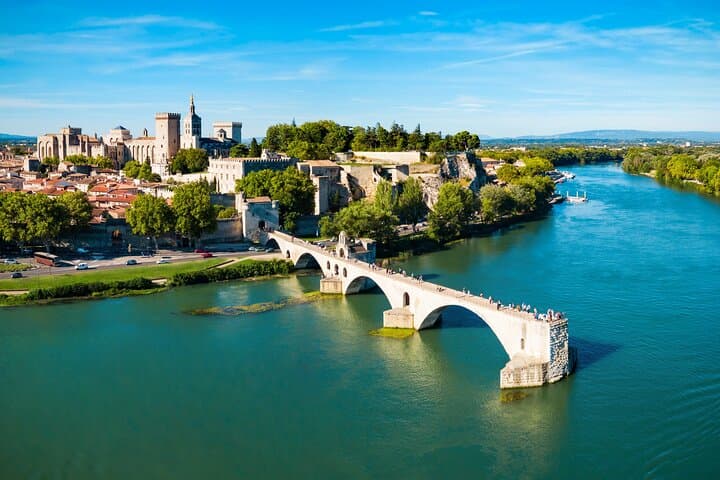 Private Historische Tour von Marseille nach Avignon & Pont du Gard — Foto 2