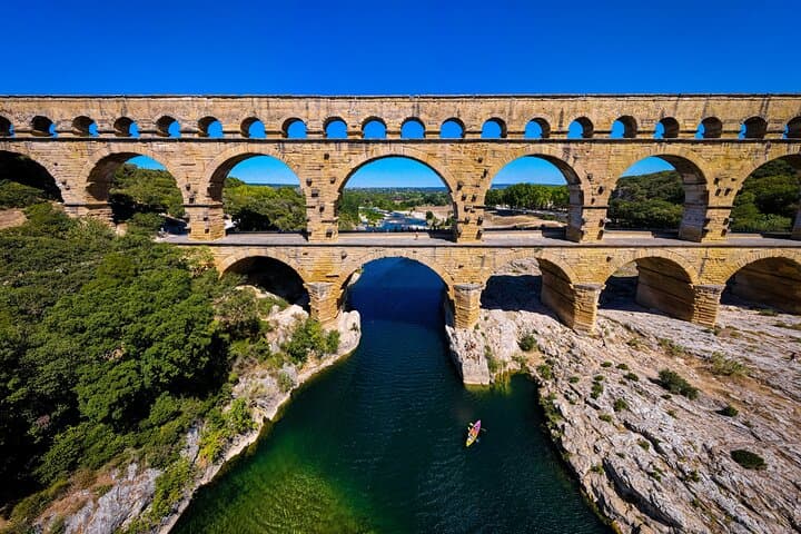 Private Historische Tour von Marseille nach Avignon & Pont du Gard — Foto 3