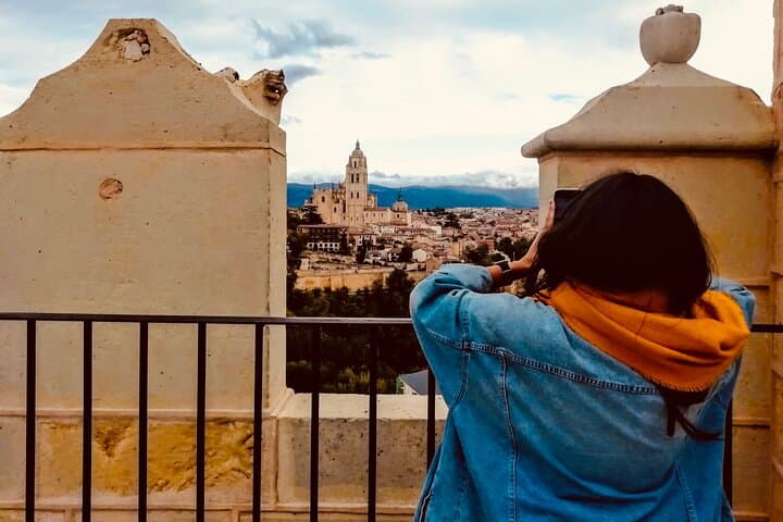 Tagesausflug in kleiner Gruppe nach Segovia und Toledo von Madrid — Foto 2